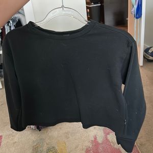 cropped black longsleeve